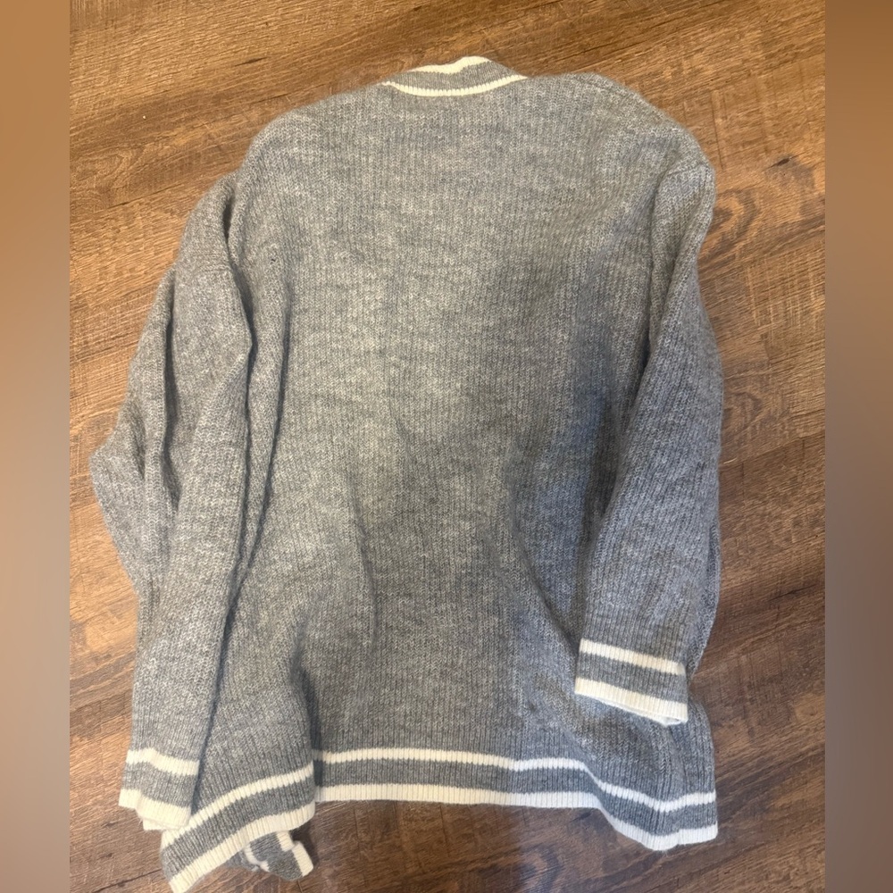 π2/$15 A new day Women's Heather Gray Cardigan - Picture 5 of 5